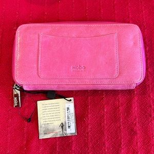 New HOBO INTERNATIONAL pink Leather Zip Around Long Large Wallet 8 card holder